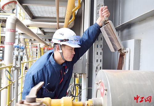 位浩 新時代的法律工匠